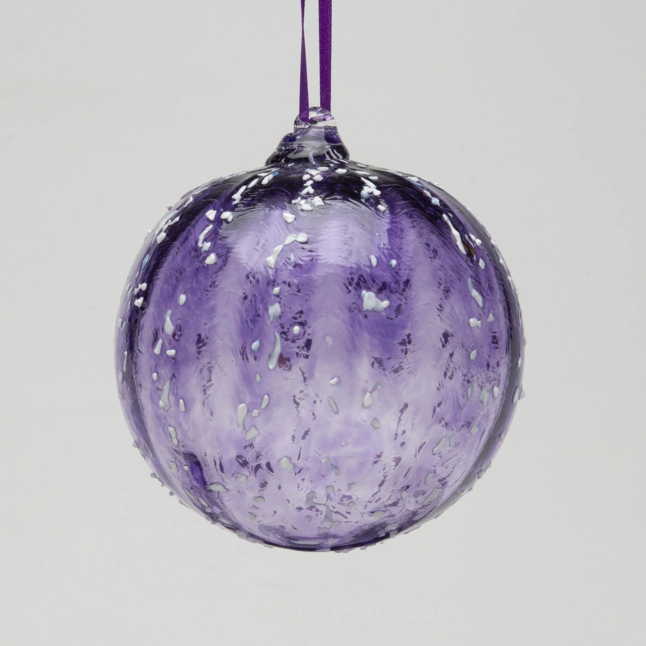 NicholsonvanAltenaGlass_AmSnowball.jpg