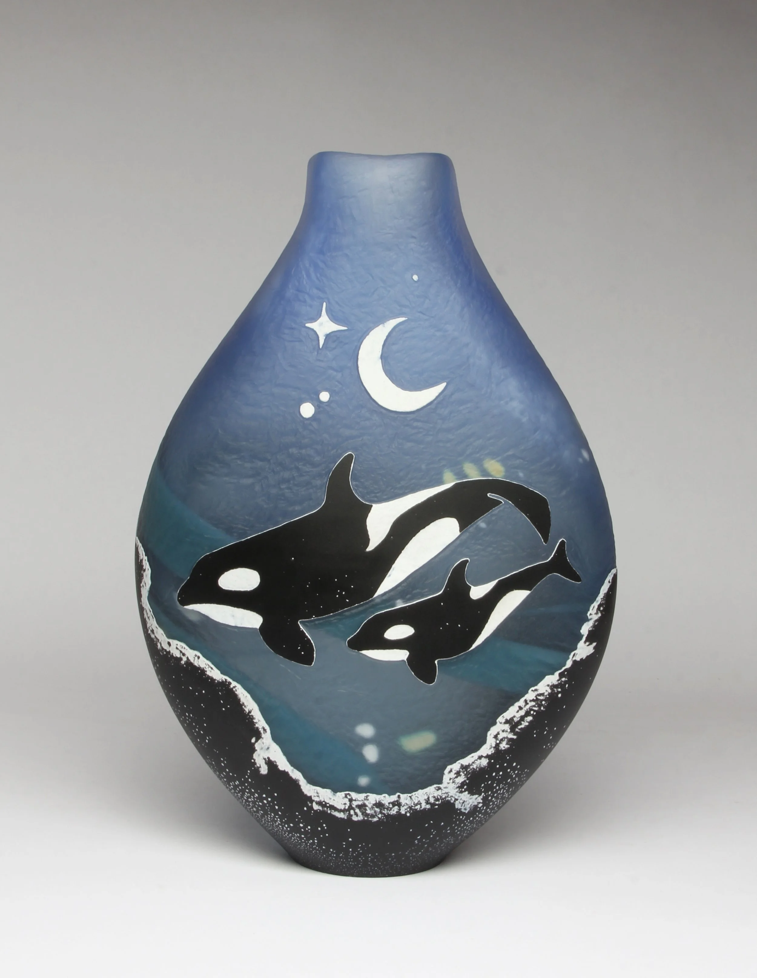 Orca Powder Vessel