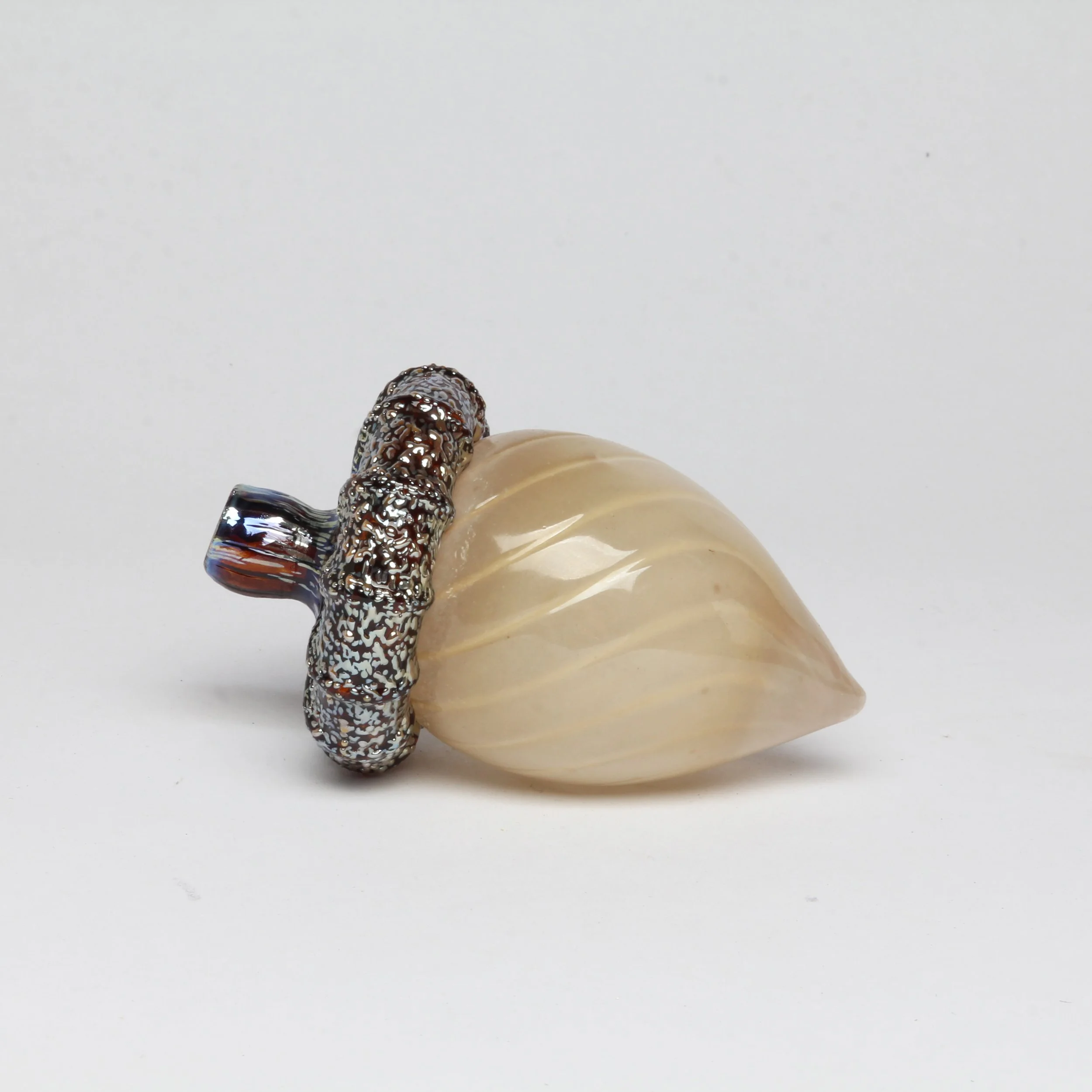 Glass_Acorn_BoneTwistClassicTop.jpg
