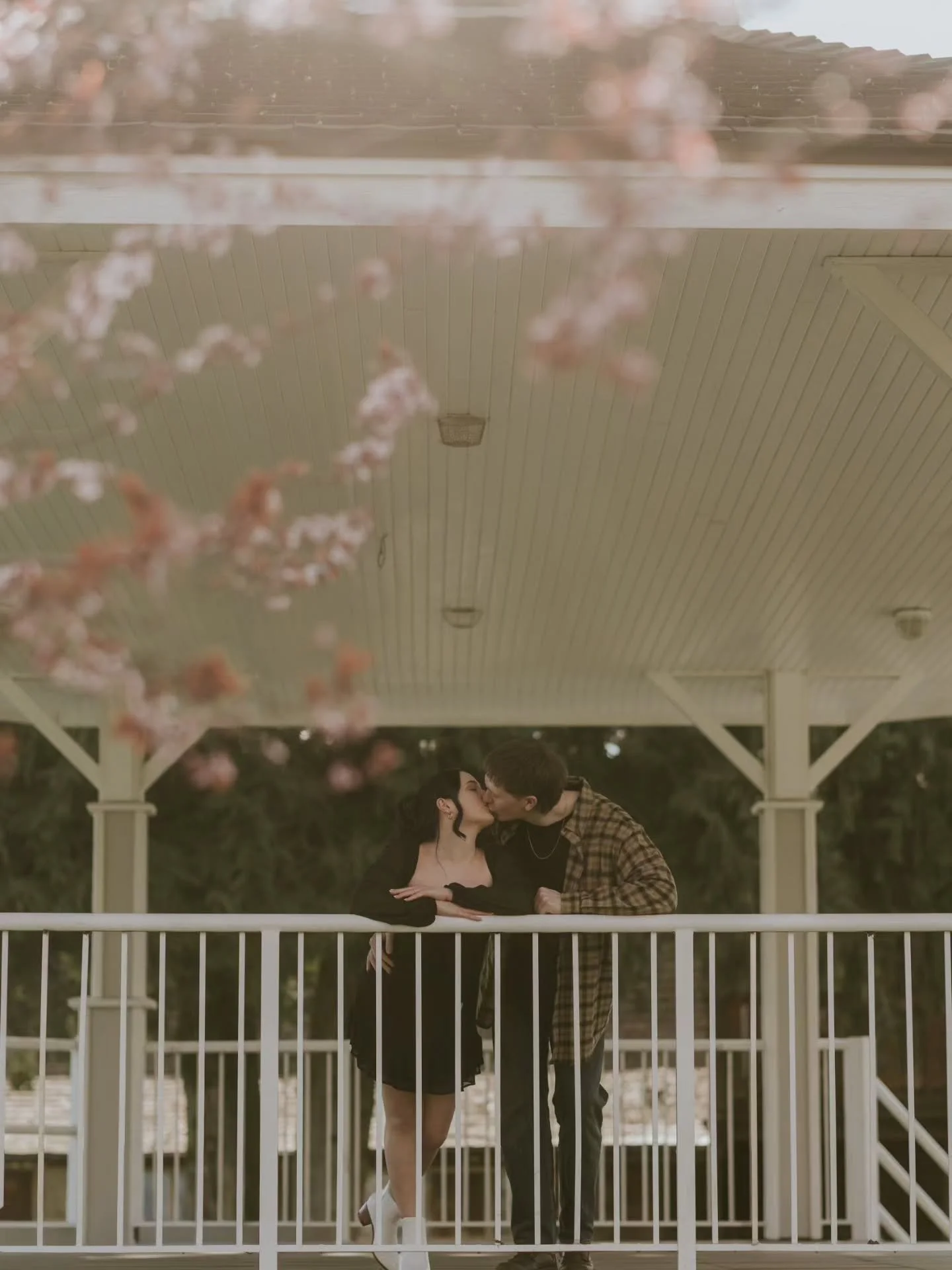 a soft springtime love 🌸 🫶