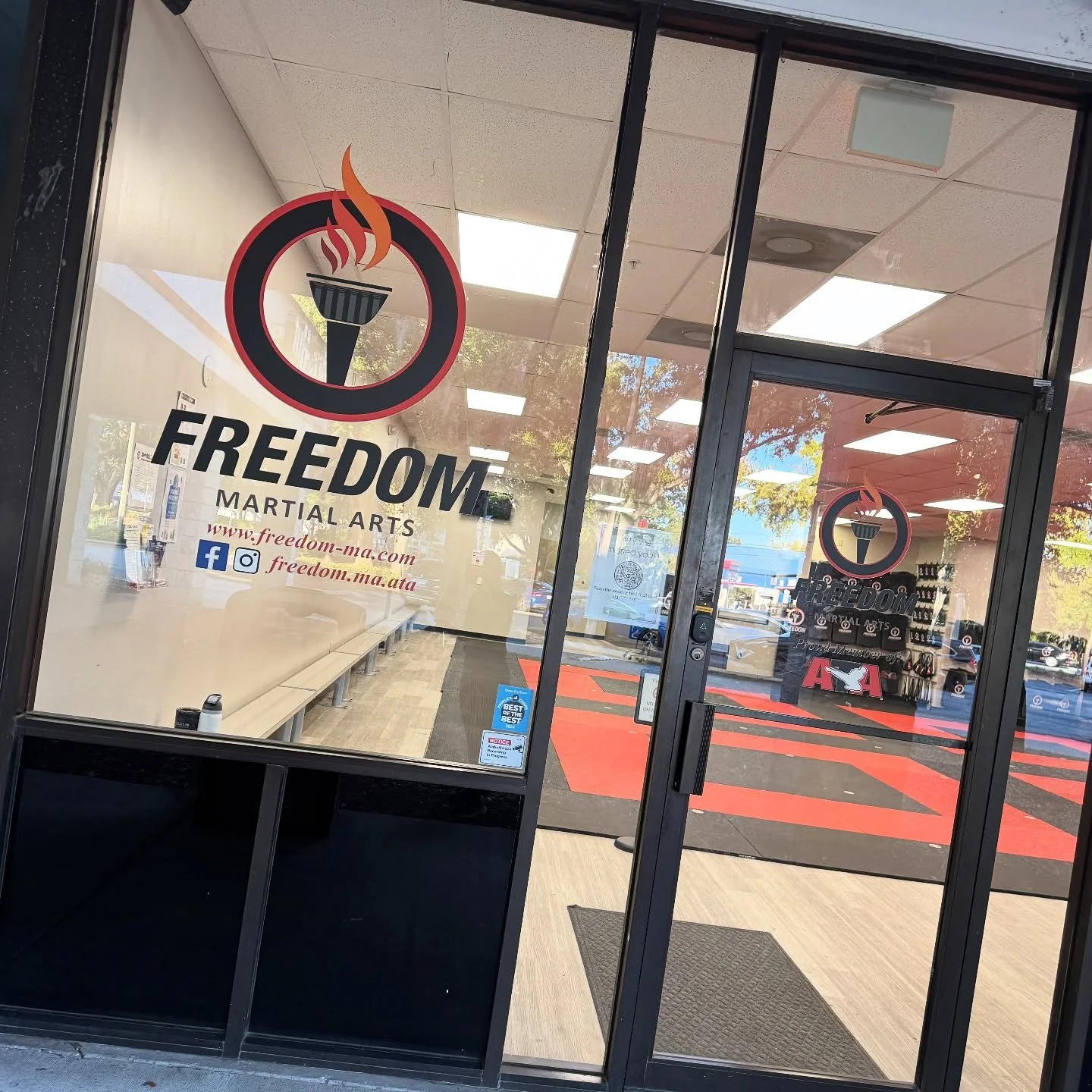 Happy Small Business Saturday! 💛✨

A huge thank you to Freedom Martial Arts for hosting such an empowering self-defense class for moms. After having a baby, that sense of heightened anxiety is so real &mdash; we suddenly see the world through a diff