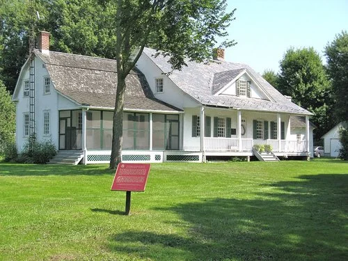 Bethune Thompson House
