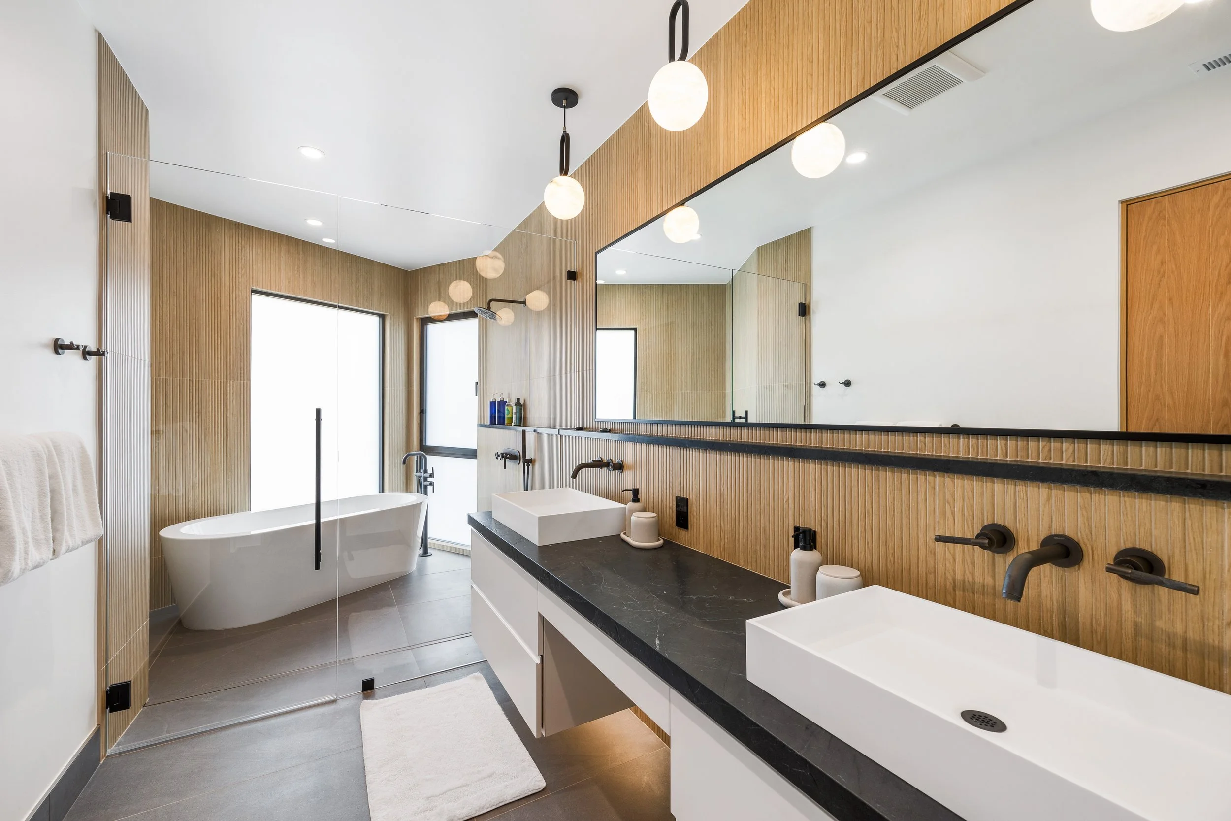 21-4031 Islay Dr.jpg