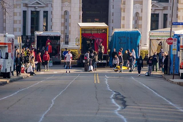 2013-14_TruckWeekend9.jpg
