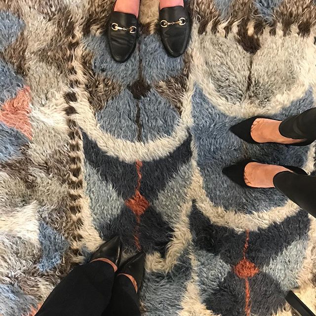 Loving this rug #fromwhereistand in @hewnsf &lsquo;s showroom. Had an amazing time at SF Winter Market today! @mansourmodern