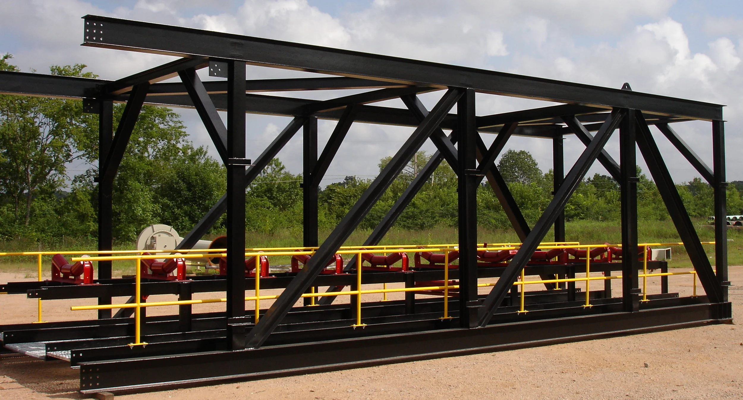 Custom Fabrication - Material Handling-Plate Fabrication- Alloy's- Detailing - Ceramic - Assembly