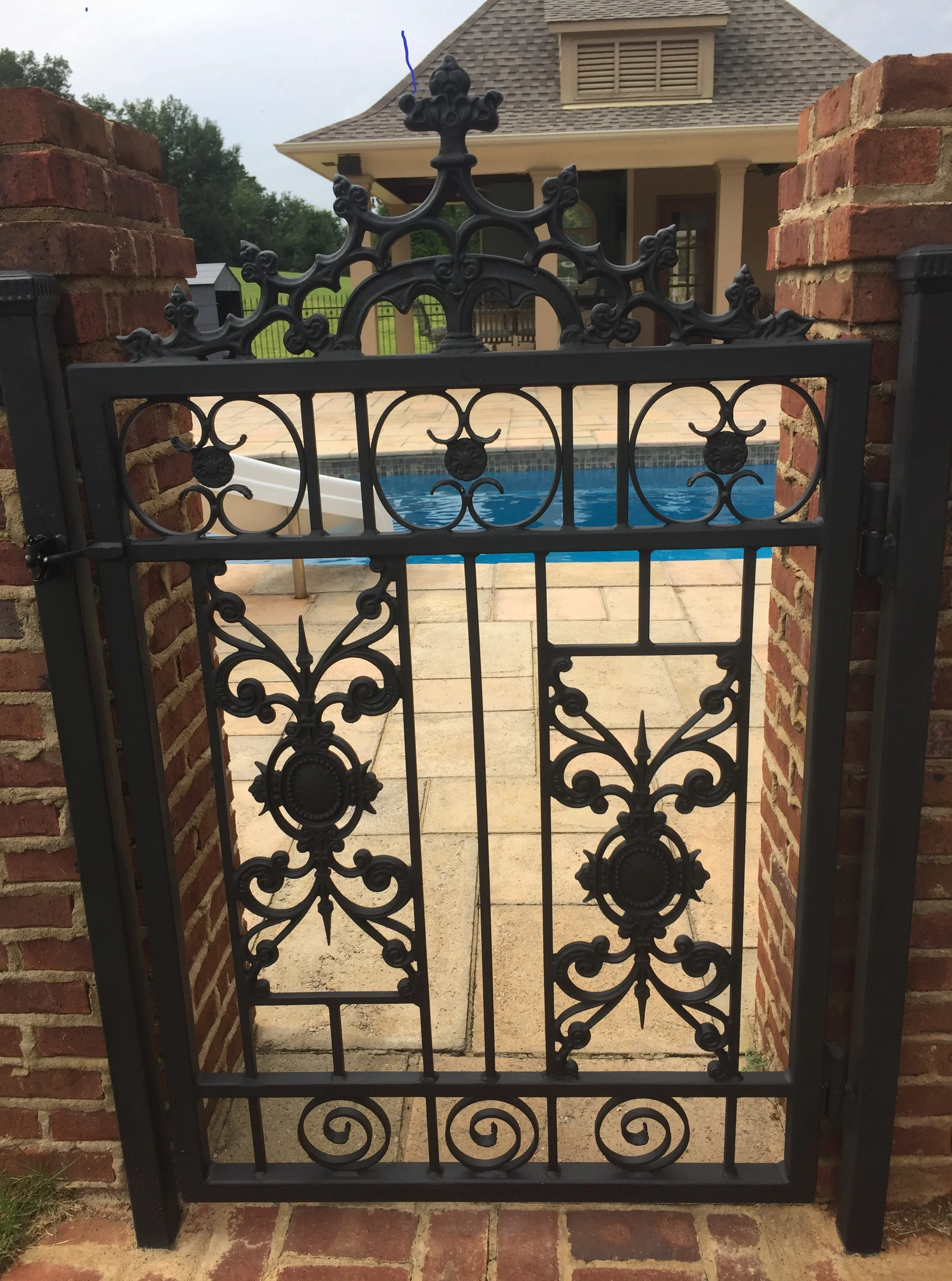  custom gate Lakeside Farms  