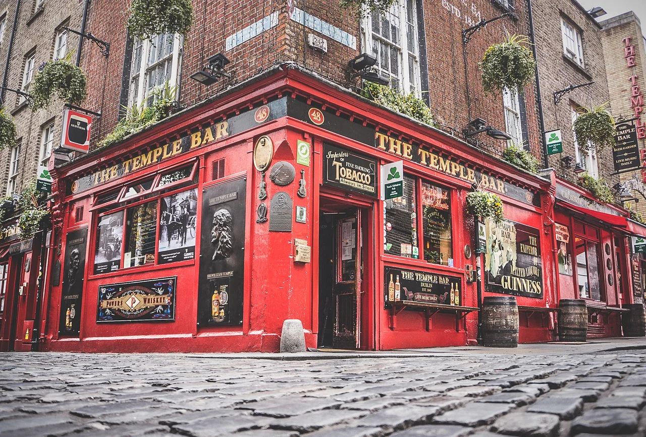 The famous Temple Bar.