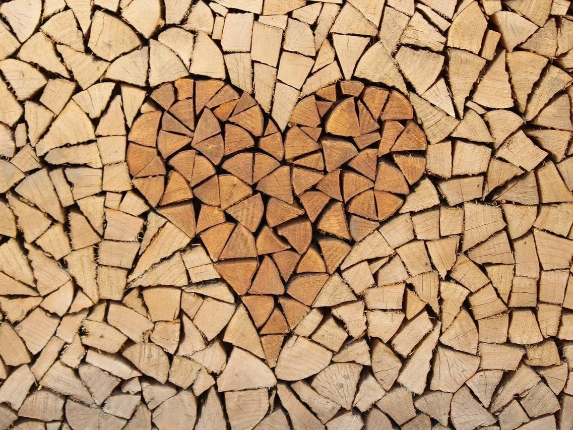 Wood Anniversary Gift Ideas to Celebrate Your 5th Anniversary