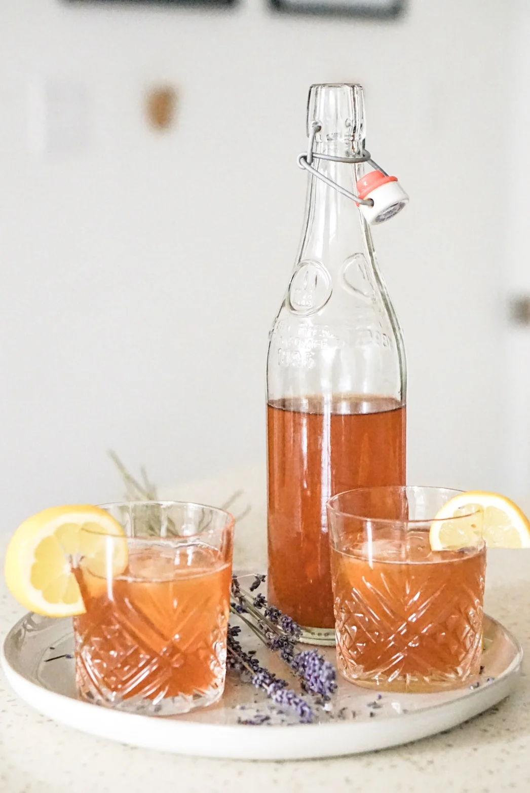 Homemade Lavender Kombucha linneacarmen