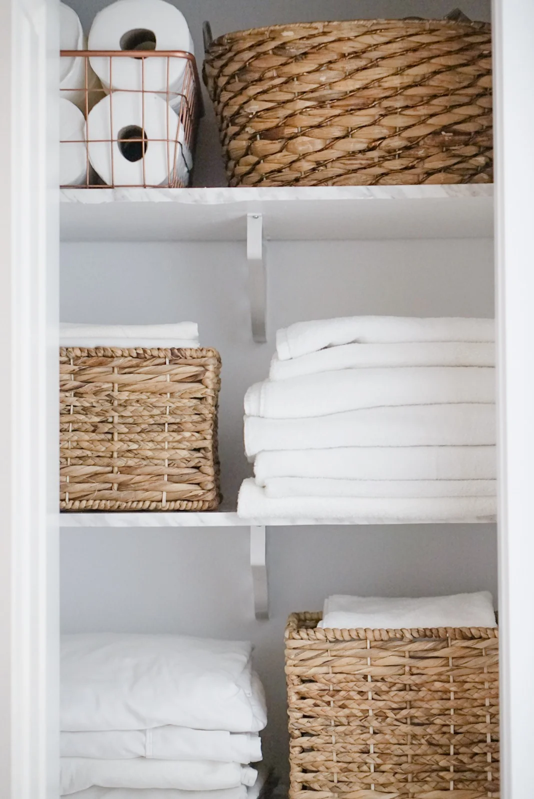 How to Organize Your Linen Closet