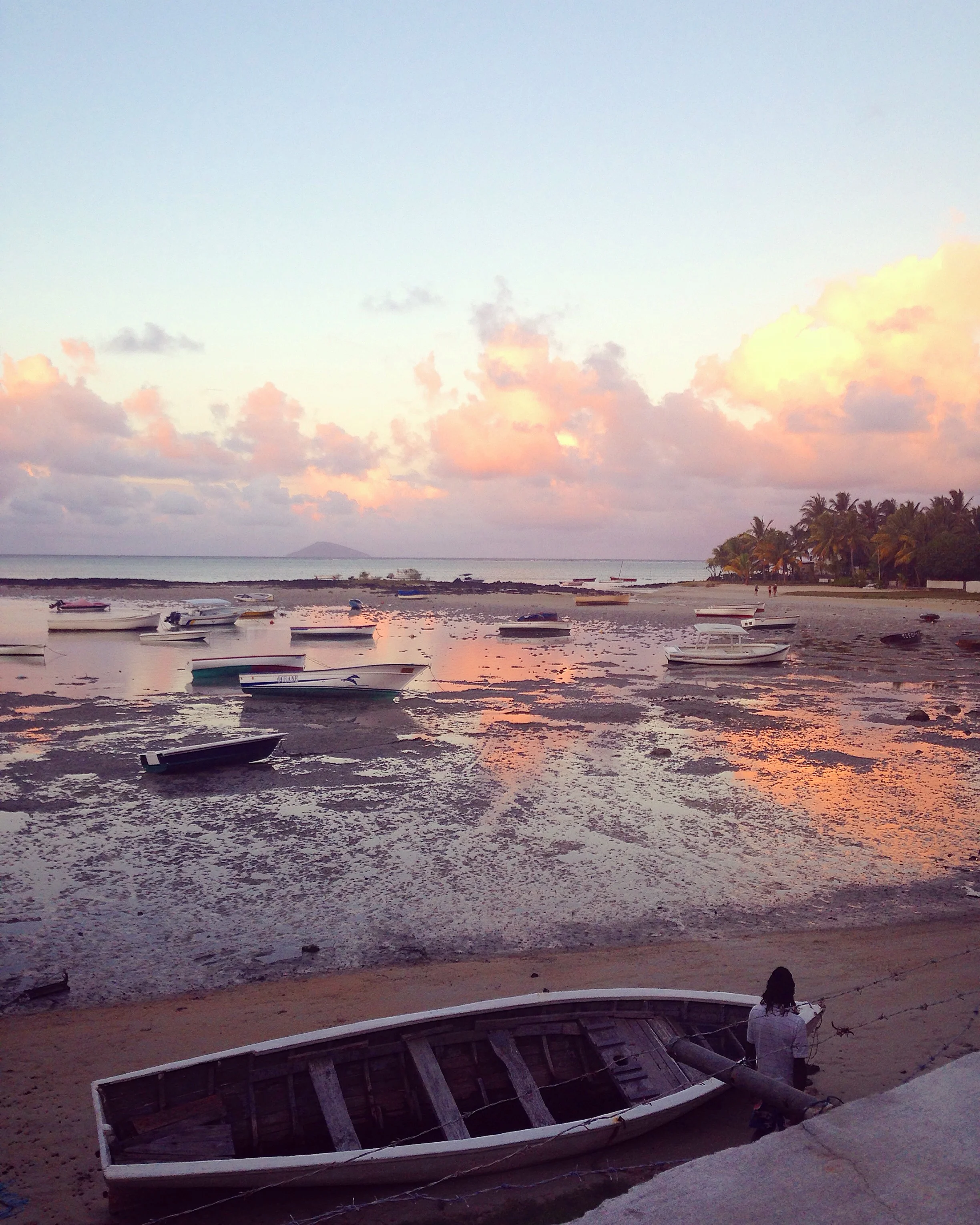  Morning or evening, day or night, Mauritian waters delight the senses 