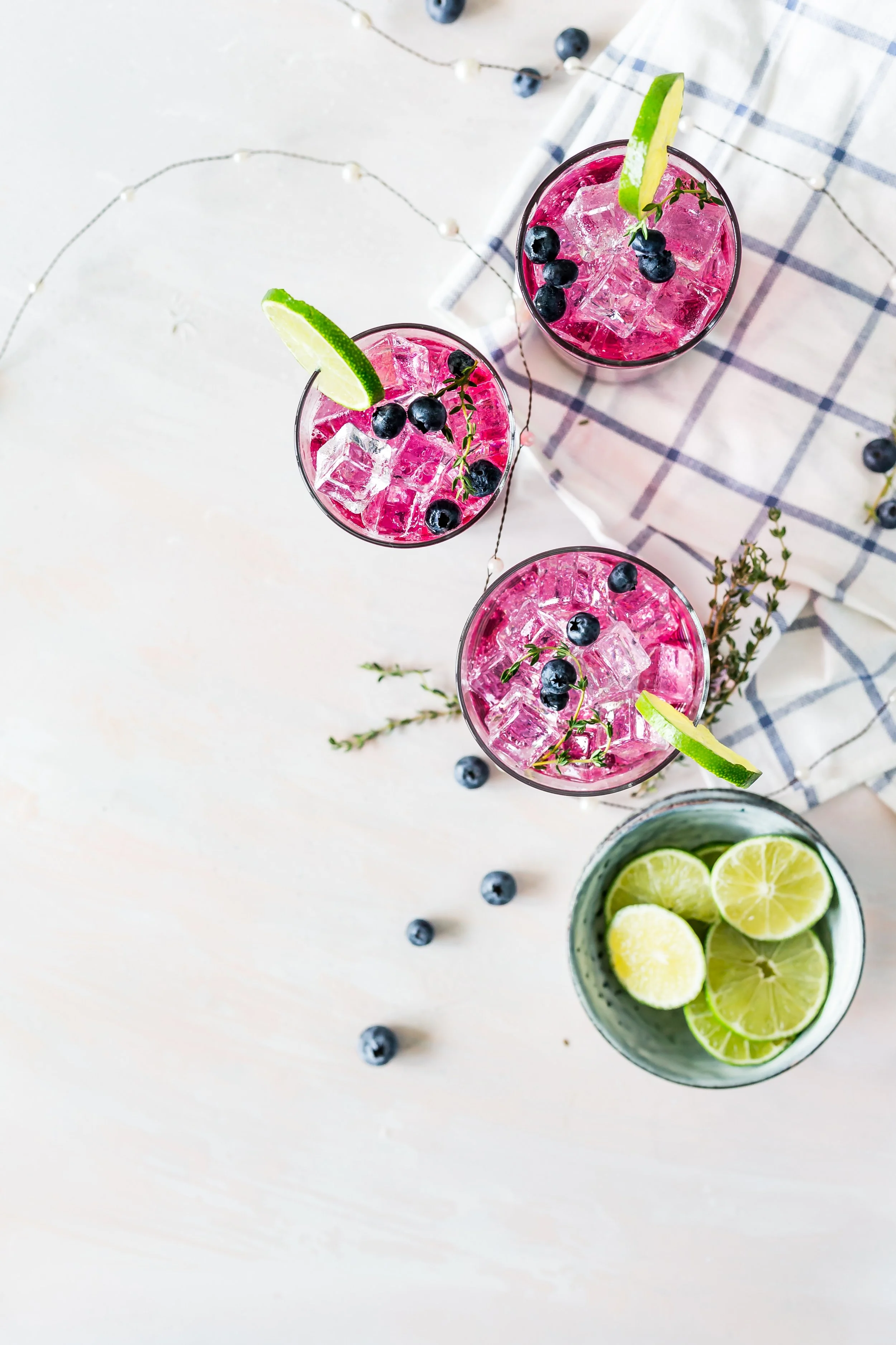 Summer Cocktails - Tips to Enjoy with Less Guilt!