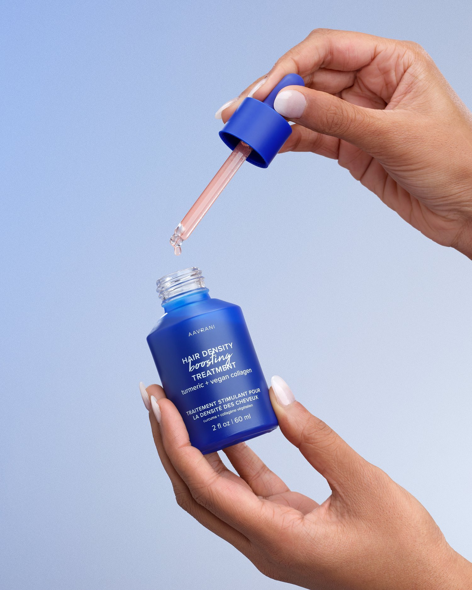 13_Hair_Density_Boosting_Treatment_Hand_9527_9530.jpg