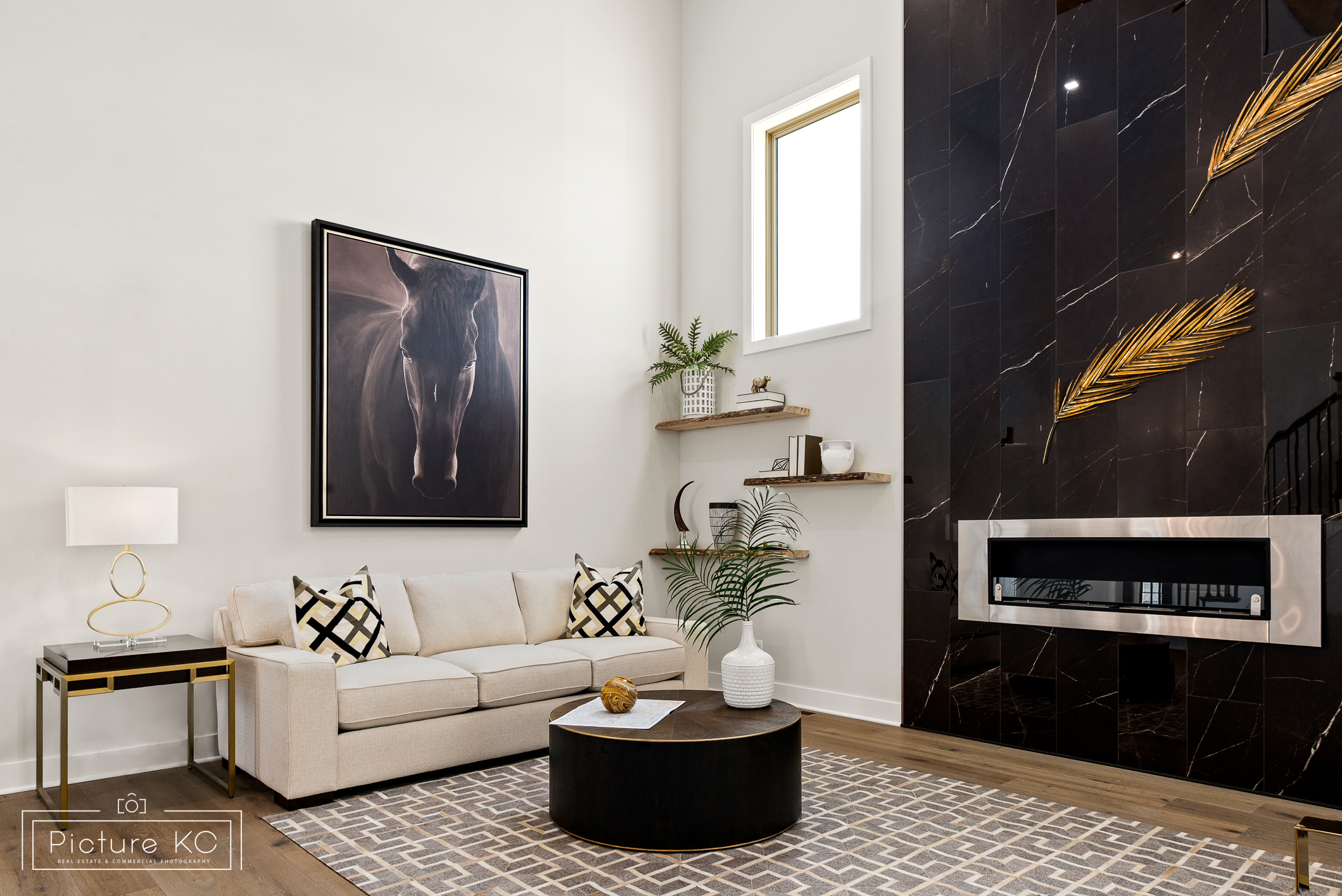 30405 Woodland Dr-5.jpg