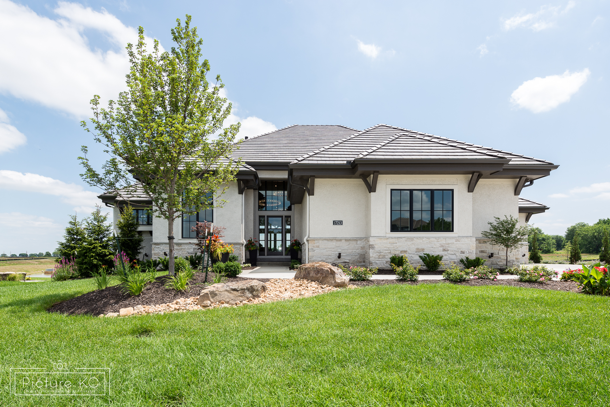 17213 Goddard St, Overland Park-33.jpg