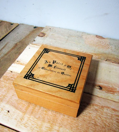 Finch Bird box (closed)