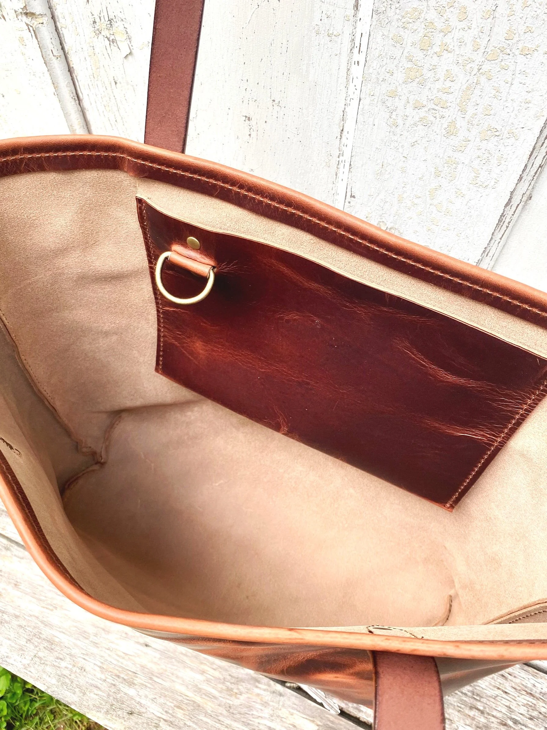 7F666DB7-23A8-4010-8C09-1BEE5532A4D4