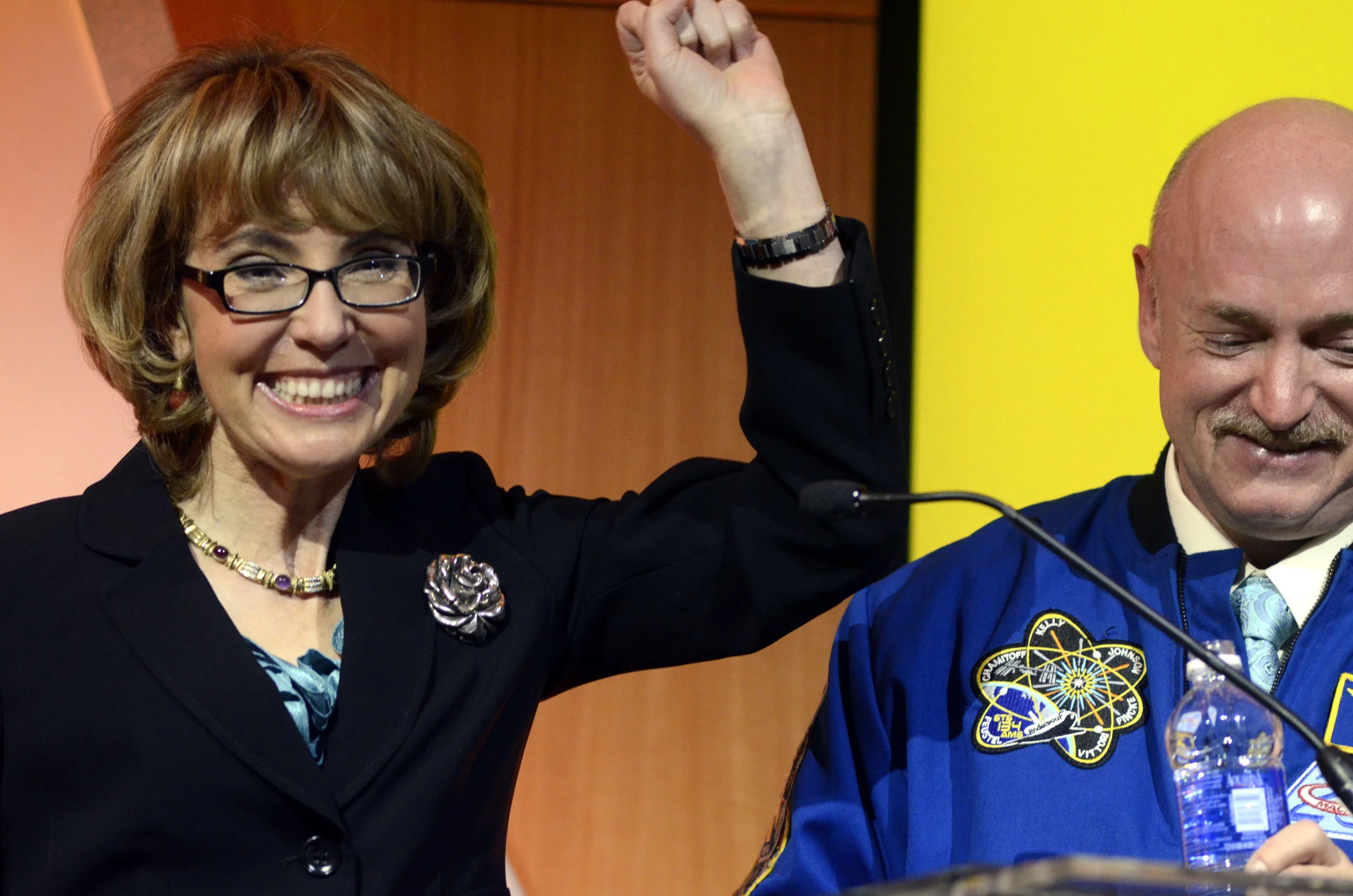  Gabby Giffords and Mark Kelly 