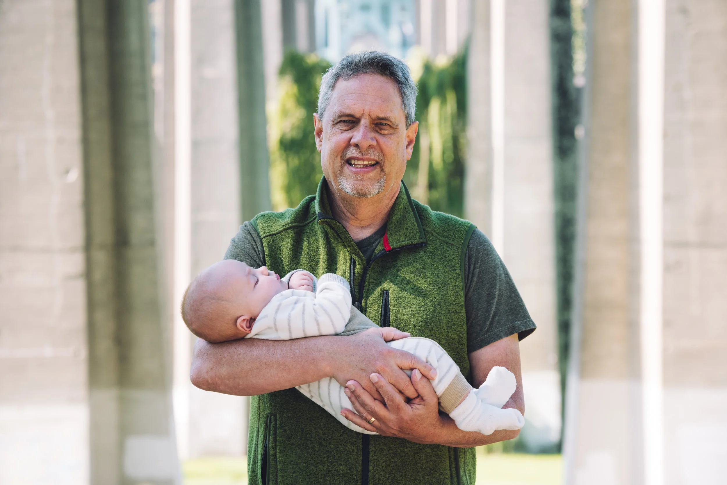 Portrait_Gil and baby_Sept 2018.jpg