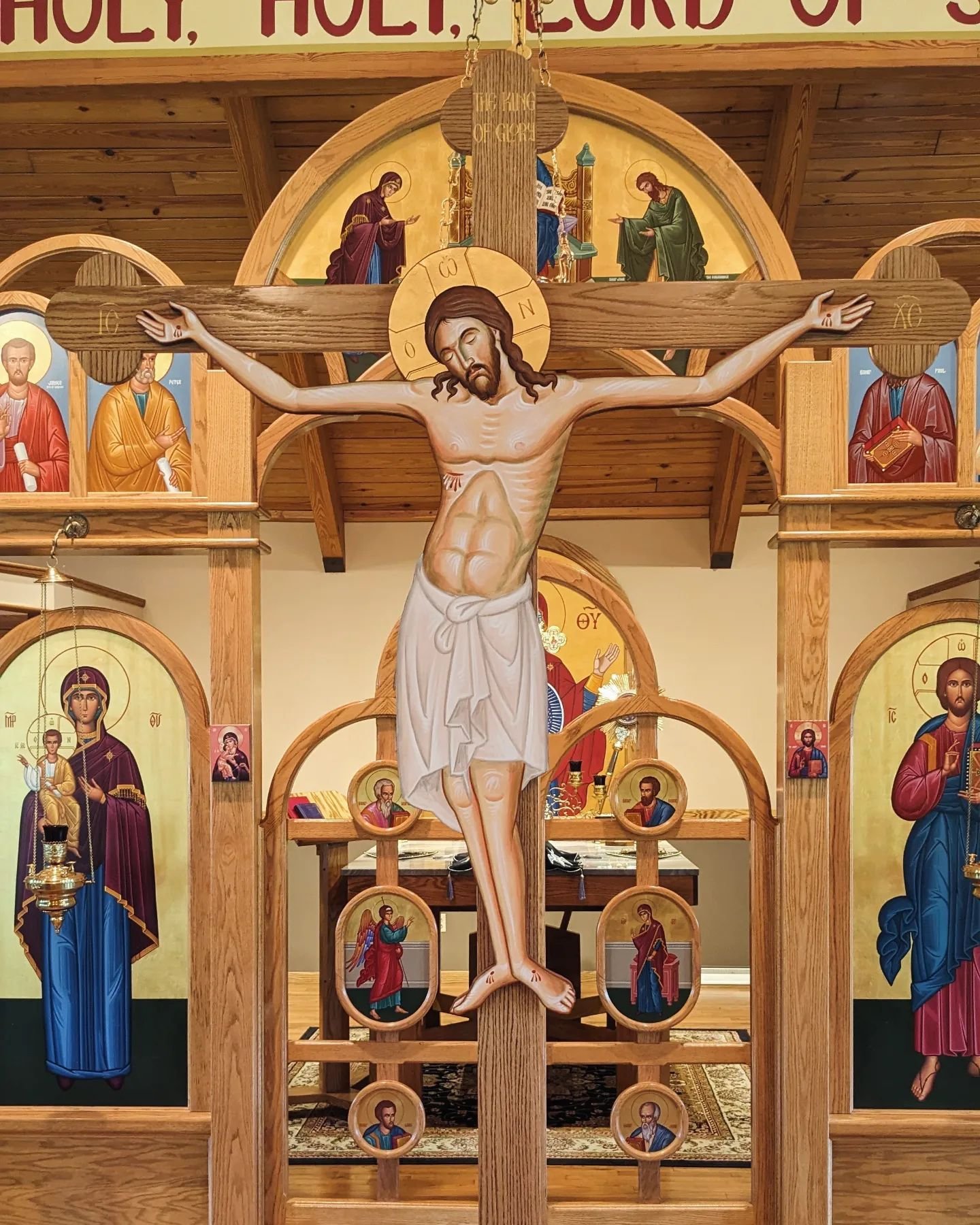 I collaborated on this wonderful project with @kenthecarpenter for Saint Innocent Orthodox Church, Olmsted Falls, Ohio. I painted the Lord's Corpus with egg tempera and gold, and Ken the Carpenter made the oak cross. Would your parish like a new cros