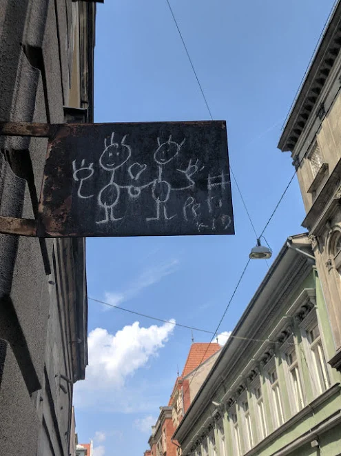 budapest-chalk-stick-figures.jpg