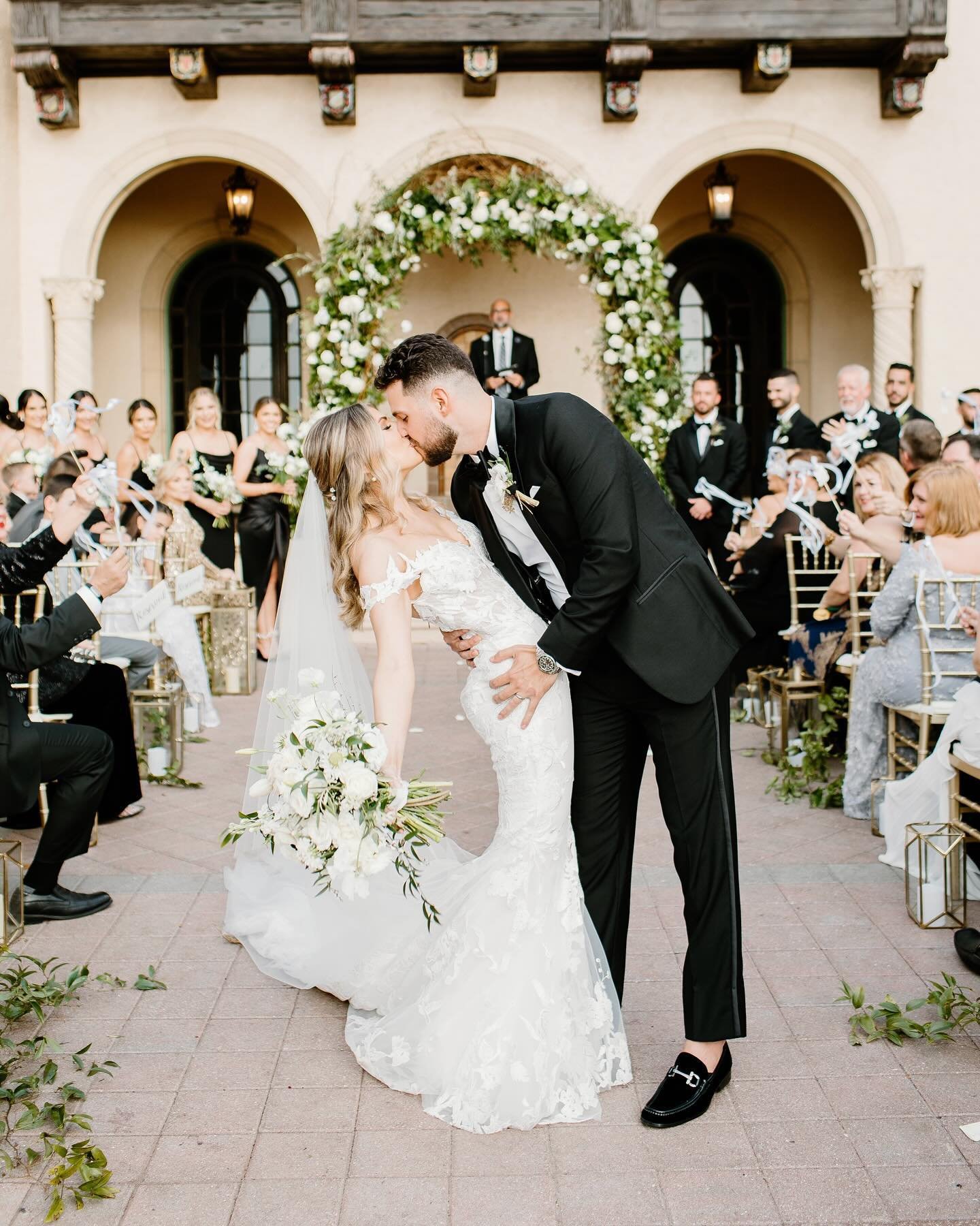 Those down the aisle moments at the end of a ceremony are always so special!! Want to know some tips on how your photos can look amazing during these moments? 

Here&rsquo;s what I recommend:

Light. Beautiful photos usually require some light. My pr