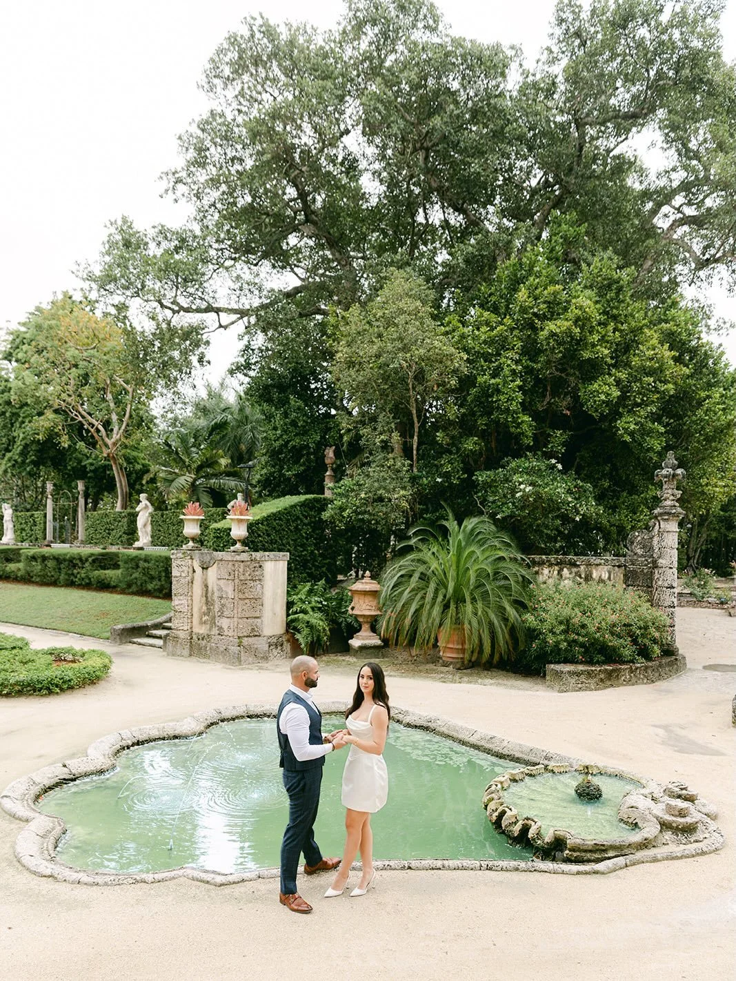 Featuring K &amp; J&rsquo;s engagement portraits at the Vizcaya Gardens. ❤️&zwj;🔥❤️&zwj;🔥

.
.
.
.
#vizcayaweddingphotographer #vizcayaengagement #miamiweddingphotographer #michiganweddingphotographer