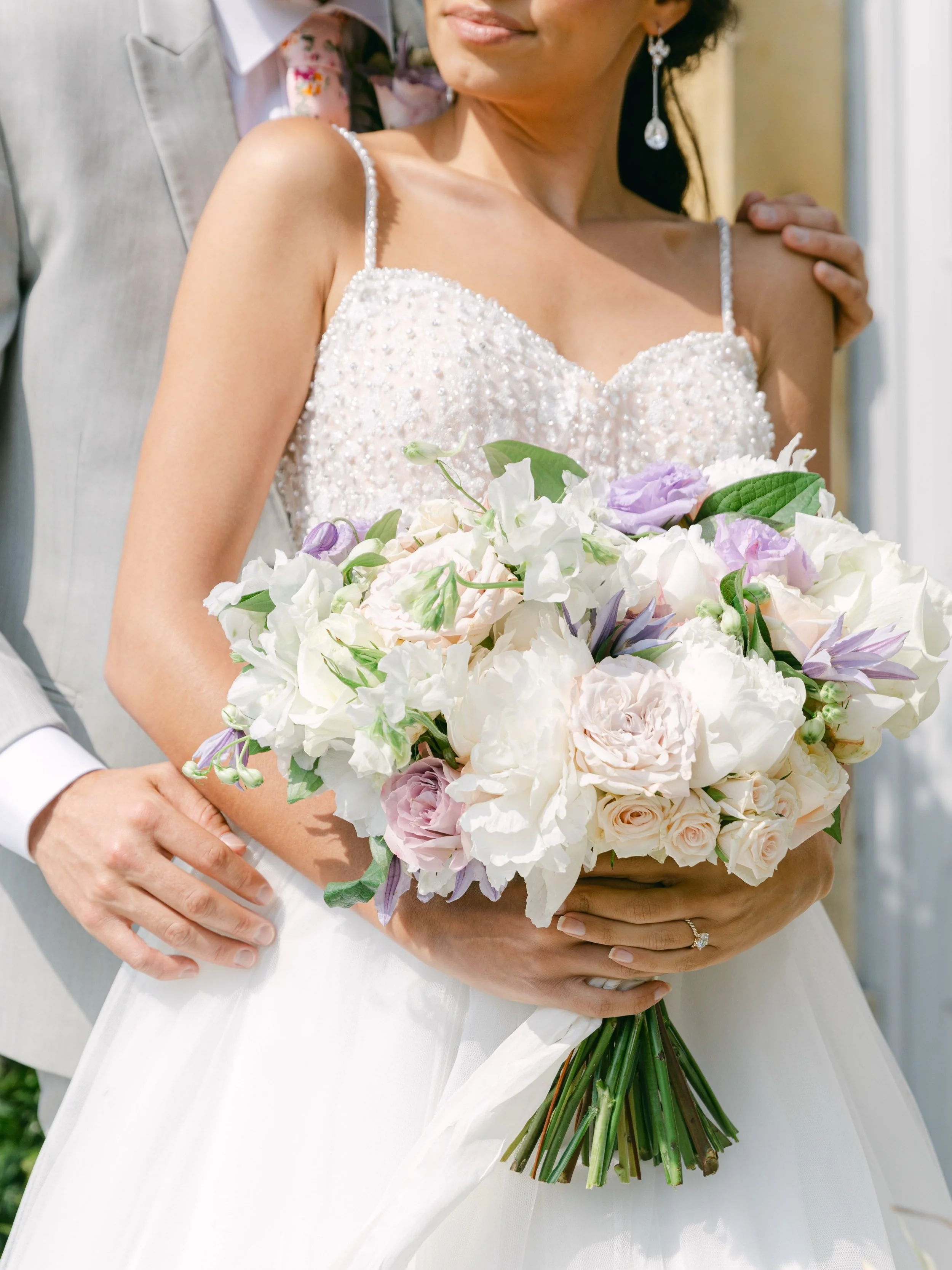 Stop your scrolling for a minute and enjoy this beautiful couple, lavender and blush florals to die for and the venue.. A beautiful Chateau just outside of Paris. My bags are packed and ready for all the couples who long for their photos to look drea