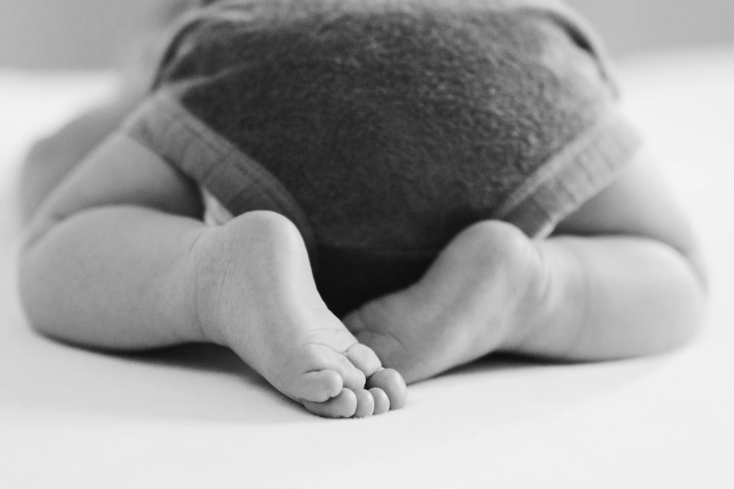 MelanieOssowski_NilsNewborn-87.jpg