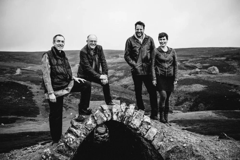 Alternative History Quartet: 'Amores pasados' ~ Temple, London
