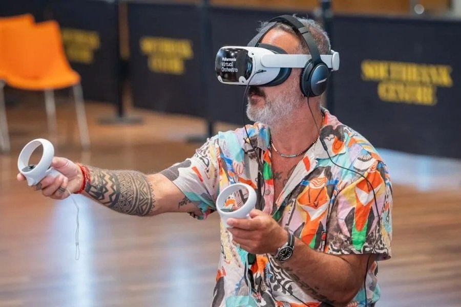 Virtual Orchestra: Play Along ~ Southbank, London