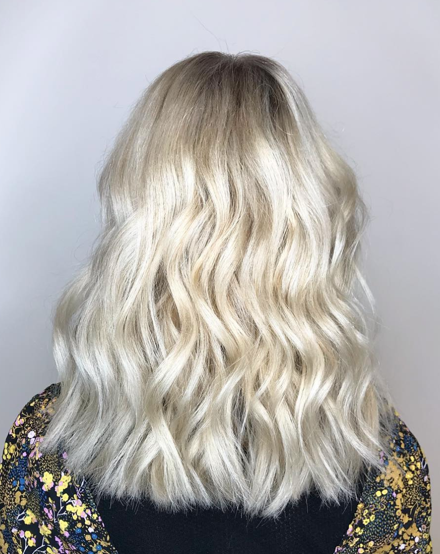  blonde hair with waves