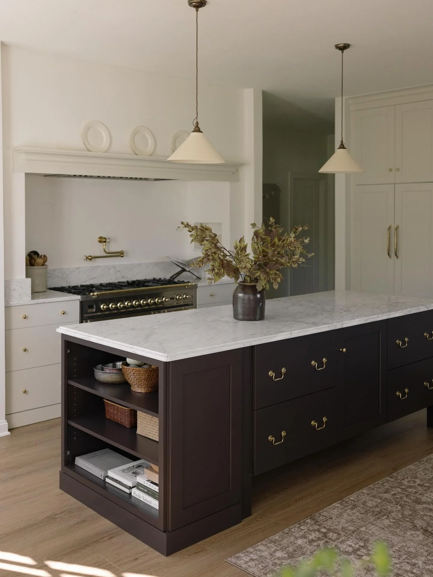 fall in the kitchen with @loloirugs x @chrislovesjulia 

#cljxloloi