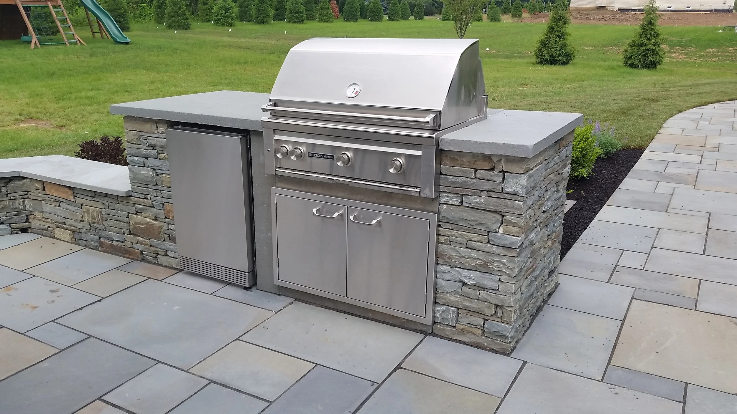 waitkus design grill 2.jpg