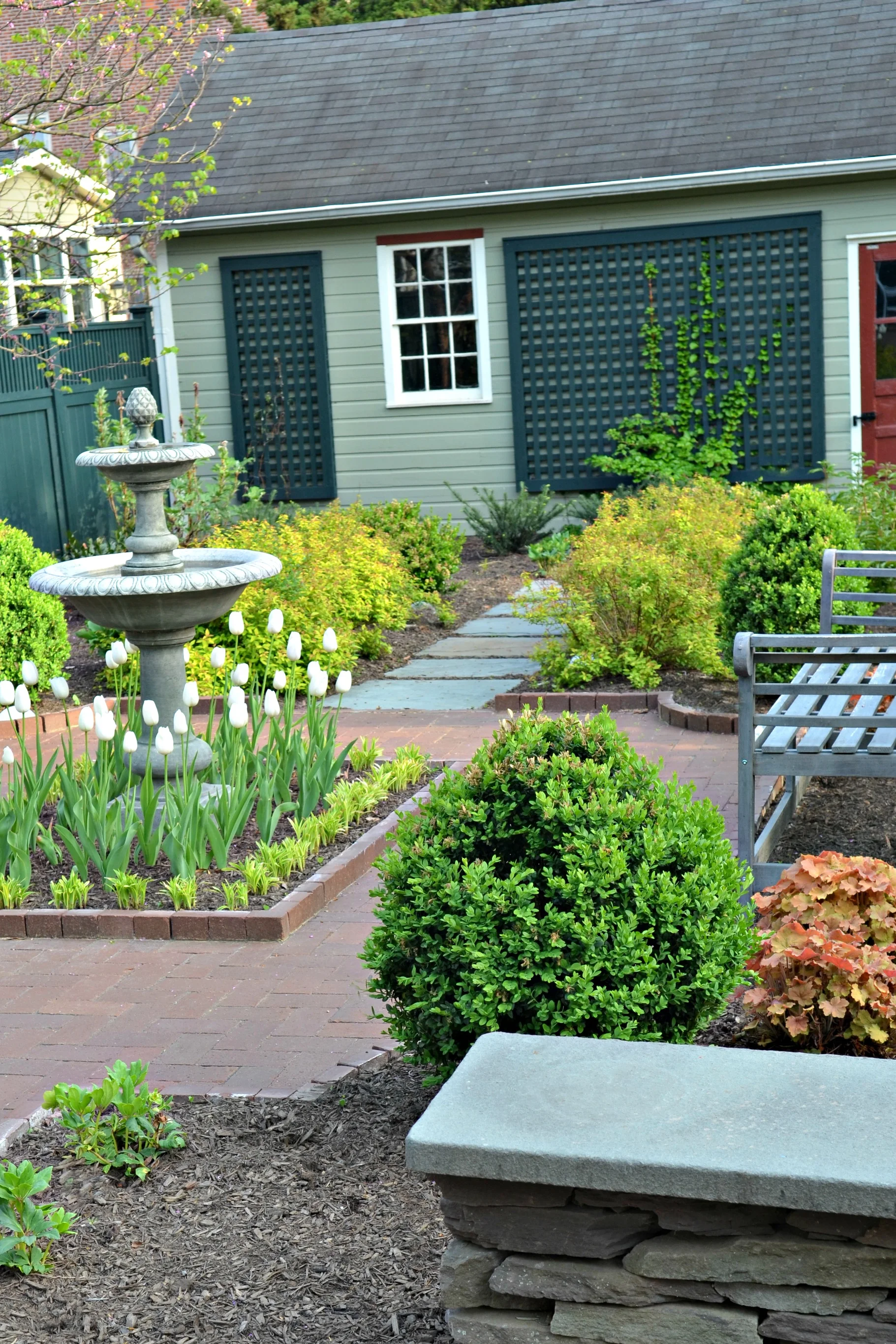 planting courtyard waitkus design.jpg