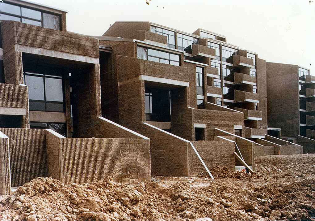 Shoreline Apartments, 1969