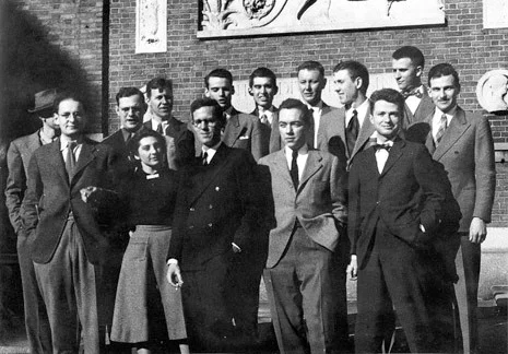 Paul Rudolph (front-row, at the far right) and his classmates at Harvard. Photo: Paul Rudolph Heritage Foundation