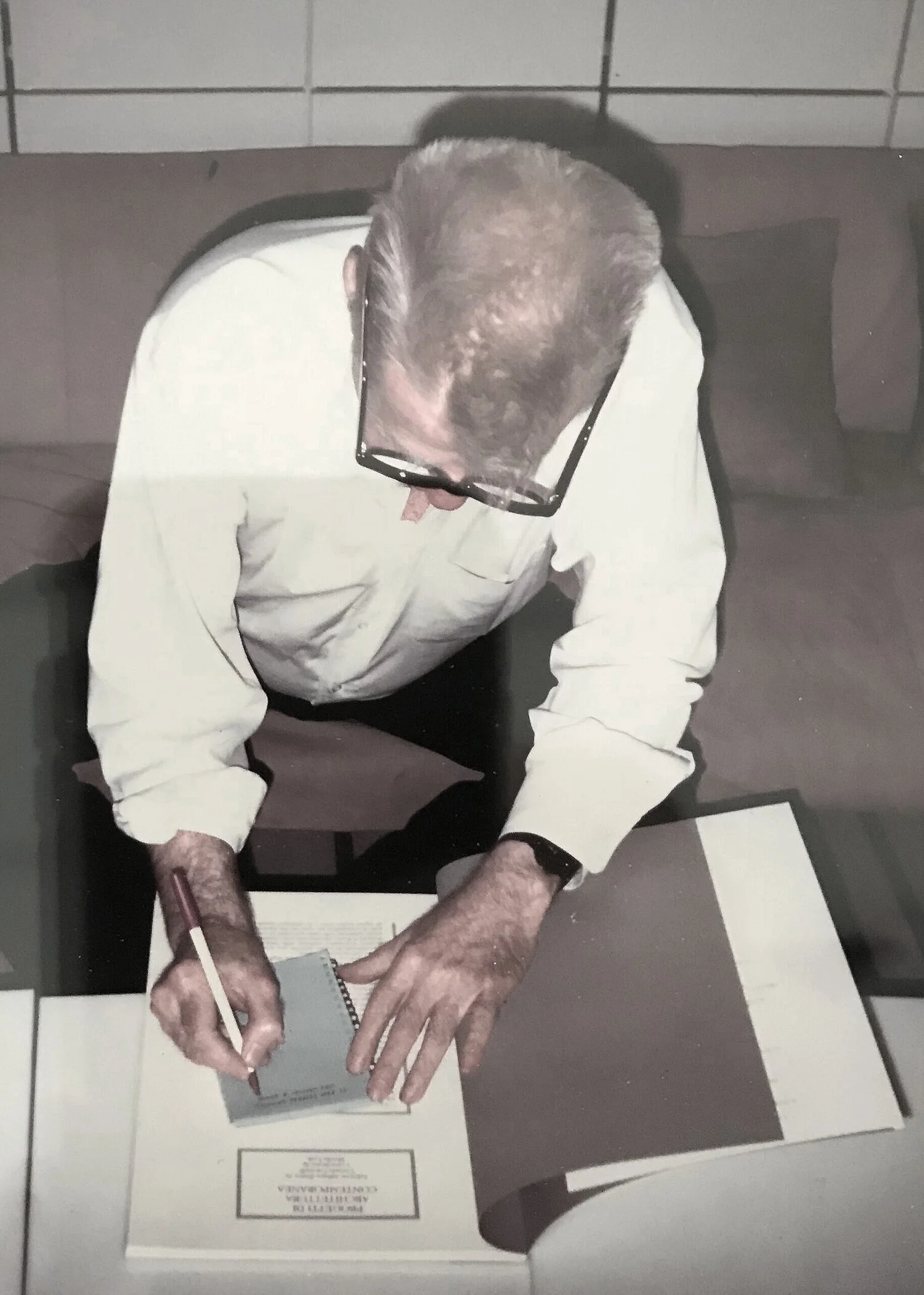 Paul Rudolph—at the writer’s task. It’s worth noting that the book which he’s leaning against is the the most complete monograph on the Yale Art & Architecture Building ever produced (other than the fine collection of photographs by Ezra Stoller ). The book, published by Jaca in Italy, includes extensive analytical and measured drawings. © The Paul Rudolph Heritage Foundation.