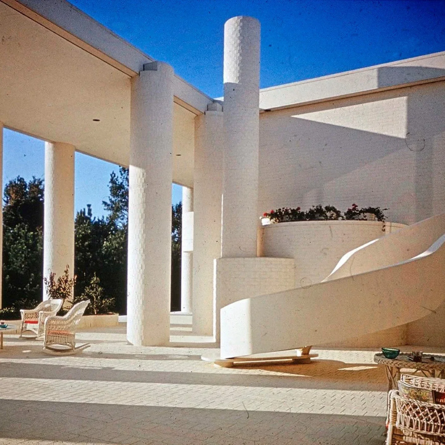 The Wallace Residence in Athens, AL, designed by Paul Rudolph in 1961.⁠
⁠
&quot;This is probably the closest I&rsquo;ve ever come to post-modernism. It occurred to me at the time that if you paid too much attention to the old, the result became merel