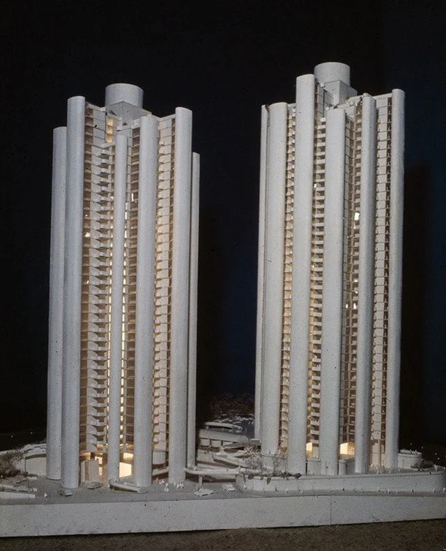 Presentation model of the Tracey Towers in the Bronx, New York designed by Paul Rudolph in 1967. The model shows unbuilt market-rate townhouses that were to be built next to the towers. ⁠
⁠
"Tracey Towers utilizes the air rights over a storage y