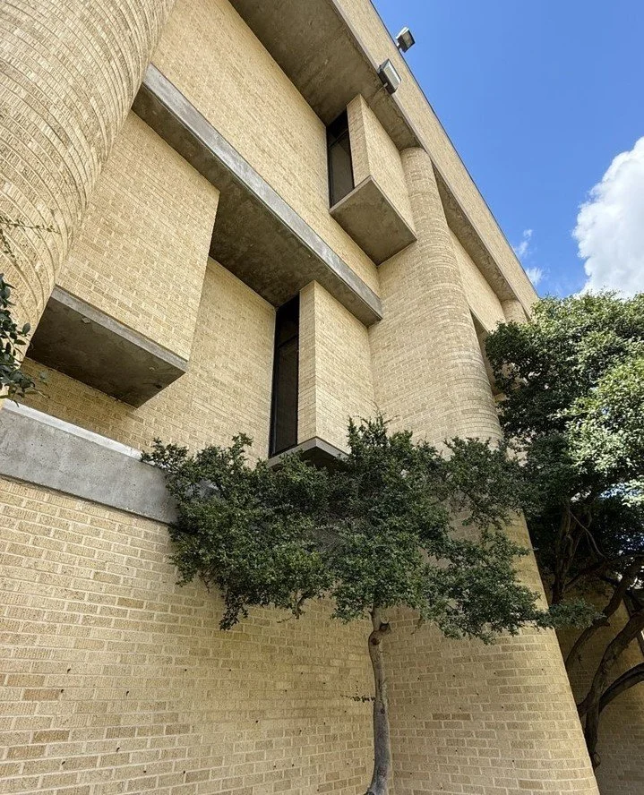 The Sid W. Richardson Physical Sciences Building at Texas Christian University in Fort Worth, Texas designed by Paul Rudolph in 1966. Photos from a visit by the Paul Rudolph Institute in 2025.⁠
⁠
#paulrudolph