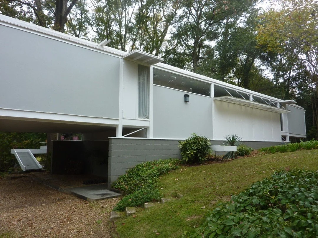 The Frank and Martha Applebee Residence in Auburn, Alabama designed by Paul Rudolph in 1956. Mr. Applebee was the Founder and Head of the Art Department at Alabama Polytechnic Institute (now known as Auburn University) and his wife was a painter. Mr.
