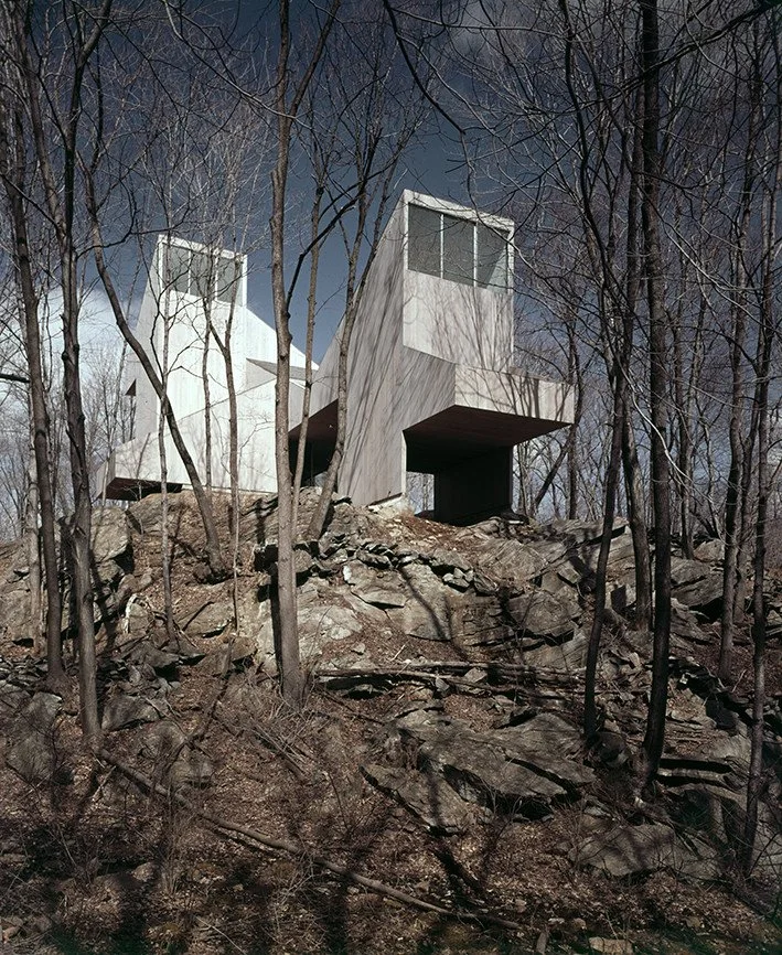 The Goldfinger Residence in Waccabuc, New York designed by Myron Goldfinger in 1969. The photos were taken by Norman McGrath for the June 1971 issue of House &amp; Garden.⁠
⁠
#myrongoldfinger #architecture