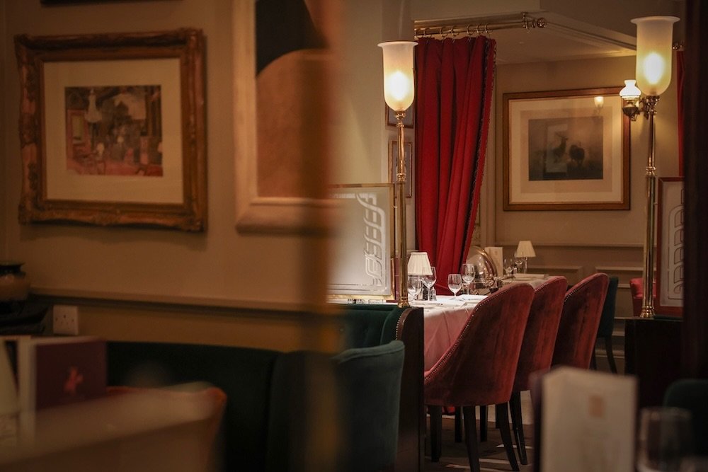 &ldquo;Minimalist modern d&eacute;cor often offends me, but the faded grandeur and eclectic pictures here don&rsquo;t demand attention, and heaven forbid that any piped music should pollute its hallowed rooms. All style choices seem to be made solely