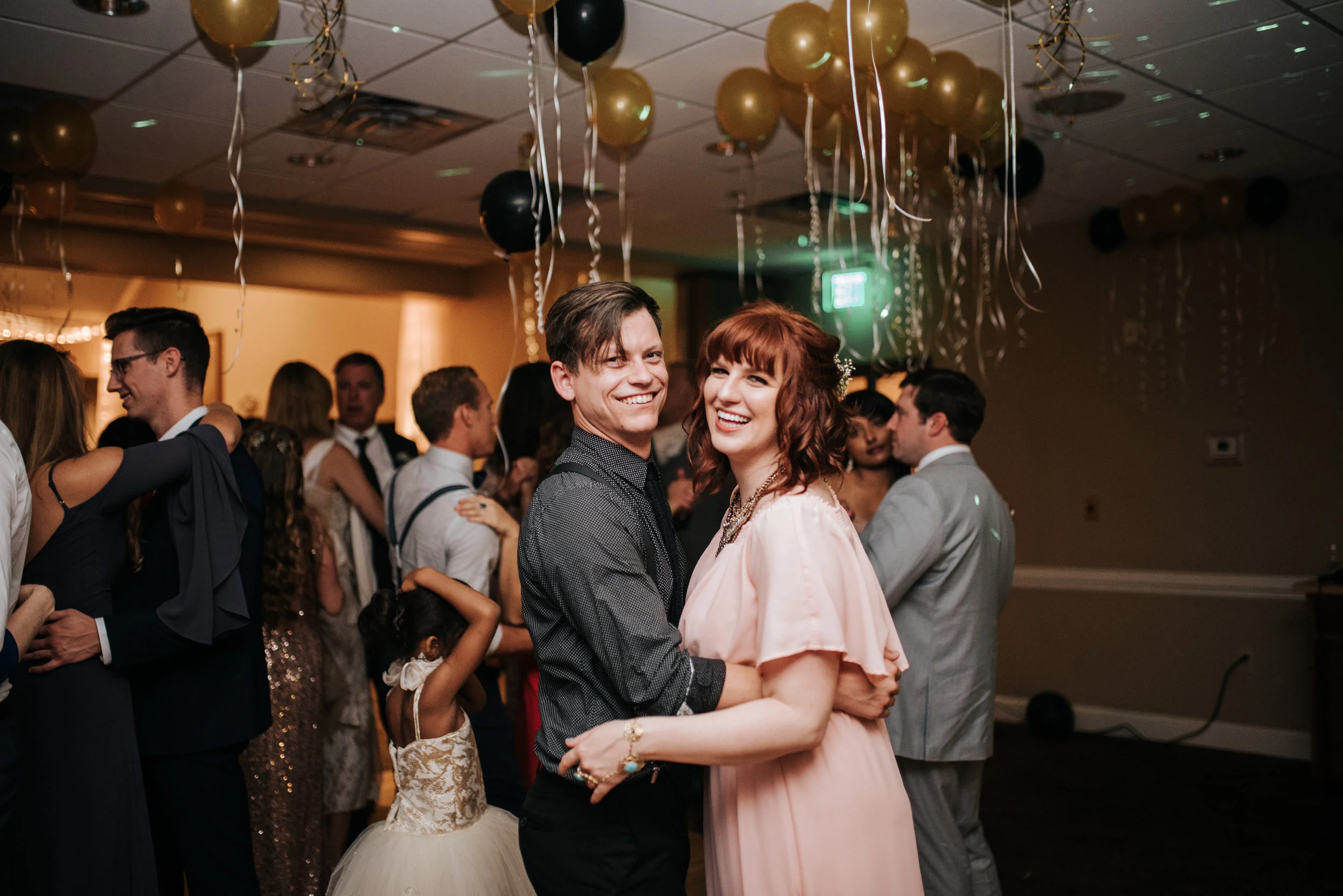 zayda-collin-panama-city-wedding-photography-trippy-bohemian-lisa-frank-wedding-dancing-party-61.jpg