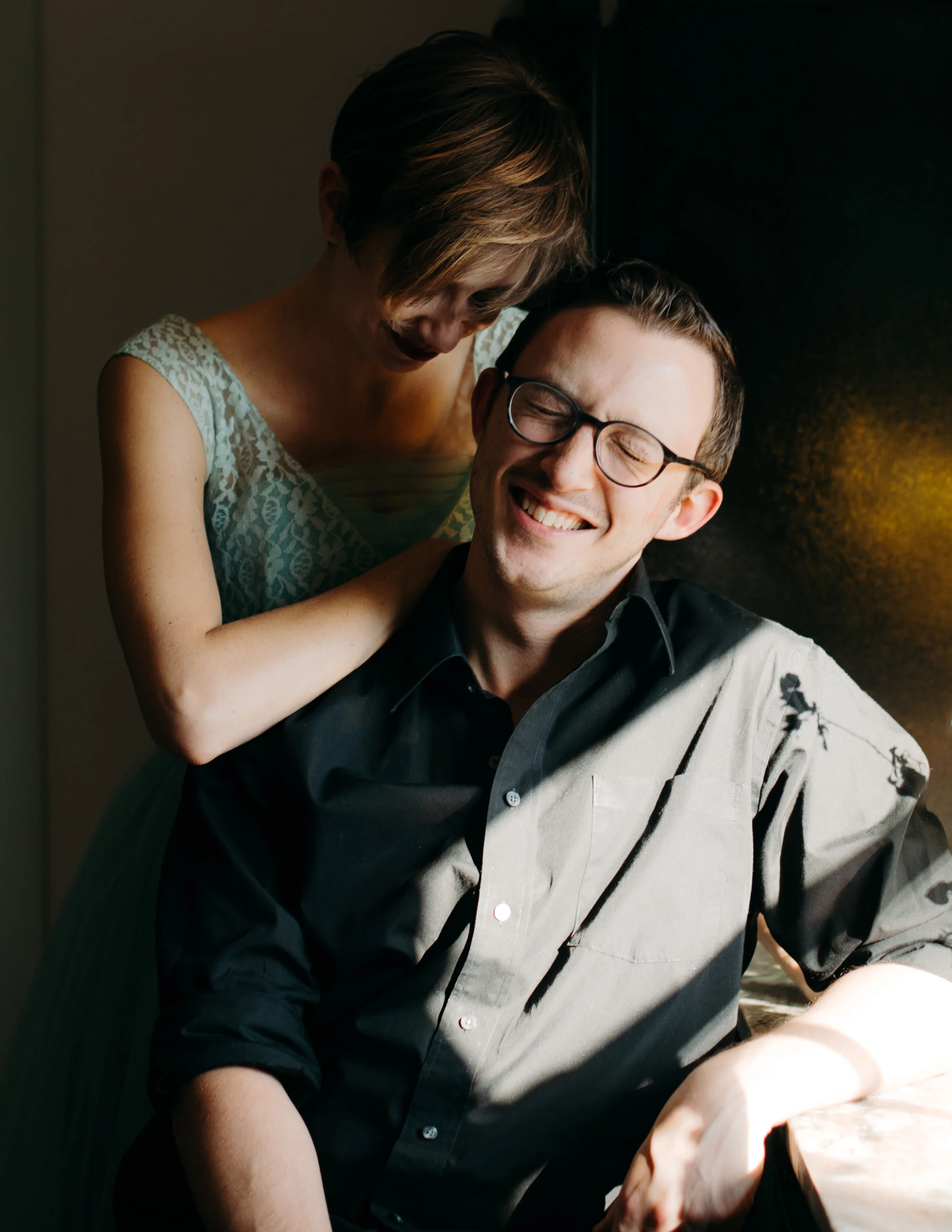carissa-spencer-mid-century-editorial-in-home-couple-session-orlando-florida-191.jpg