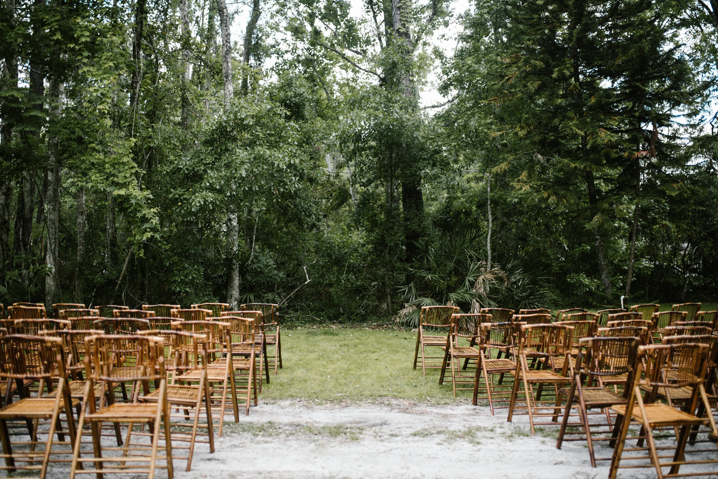 michelle-ronnie-backyard-wedding-25.jpg