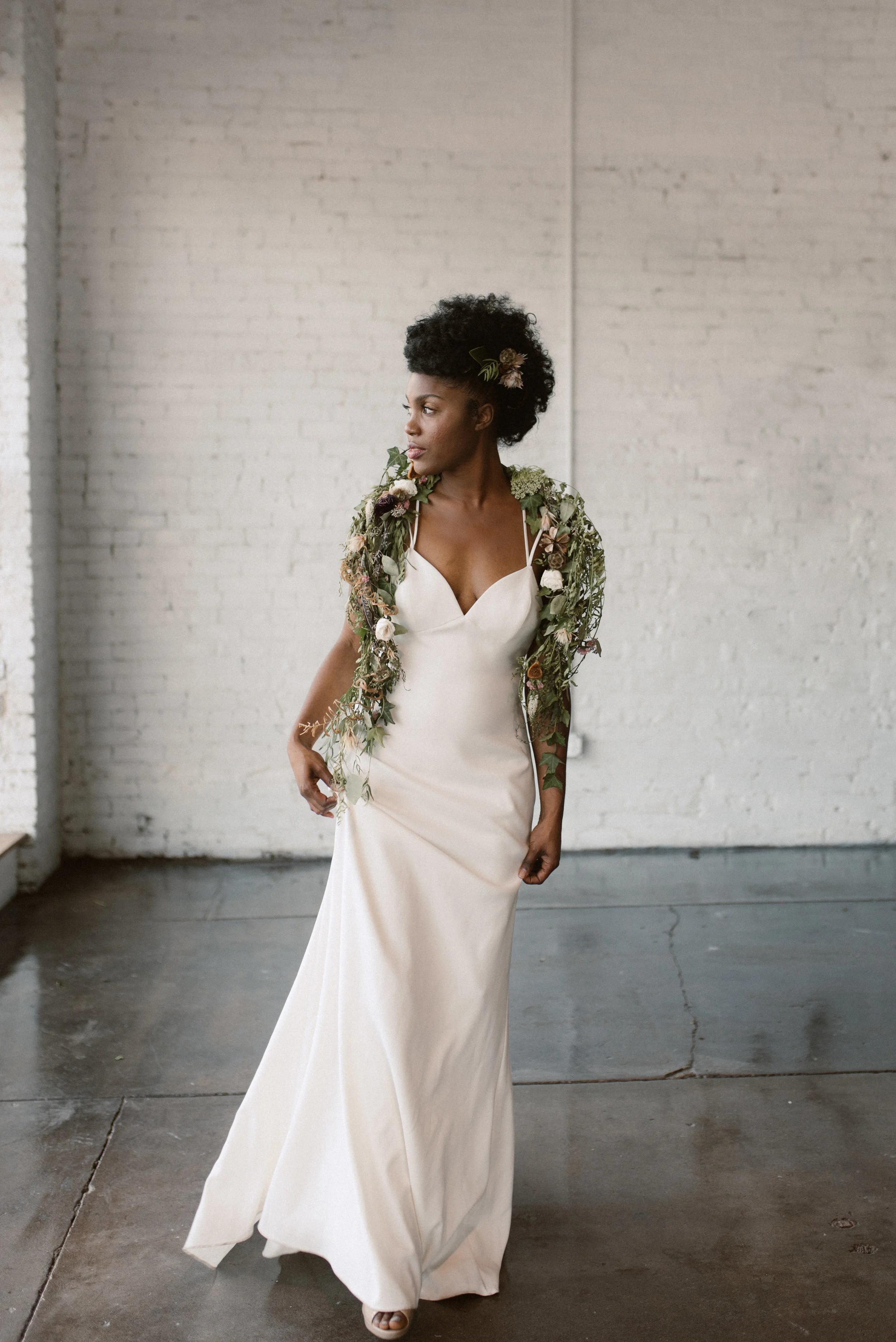 haus-820-minimal-editorial-wedding-styled-shoot-83.jpg