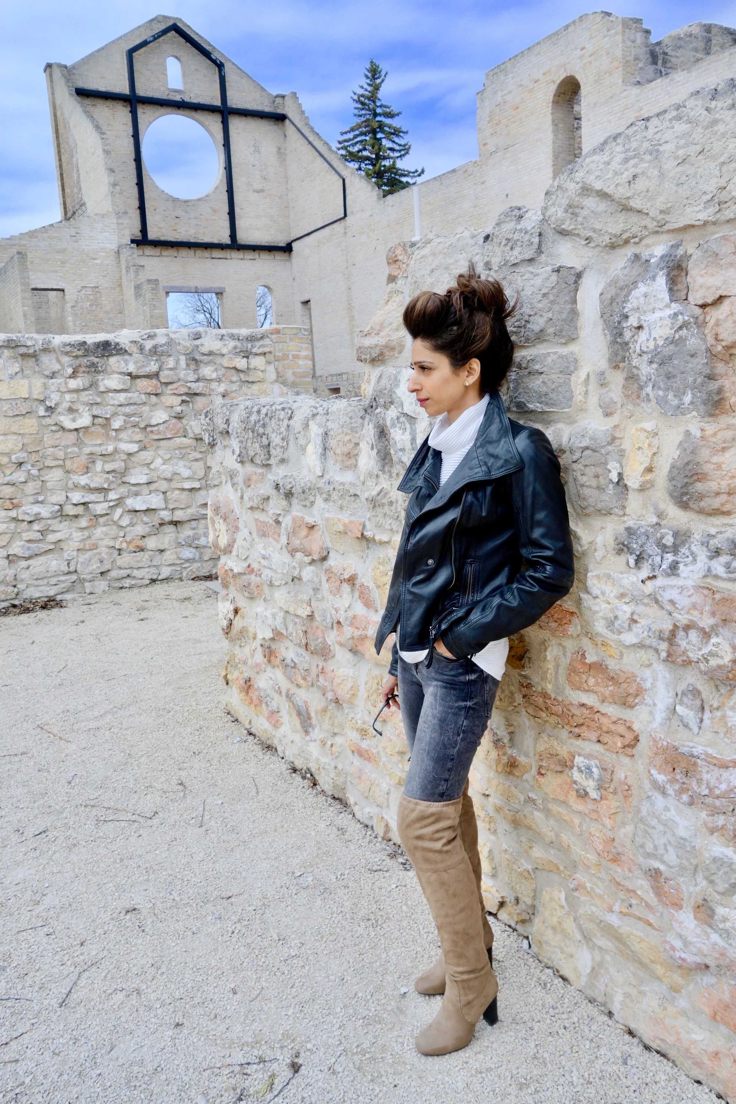 OOTD - Over the Knee and Up the shirt...